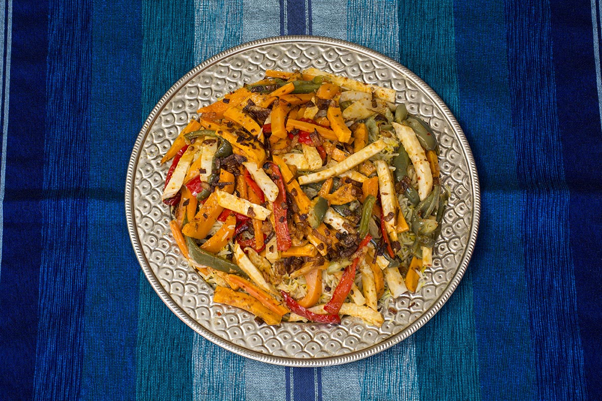 Rijst met geroosterde seizoen groenten